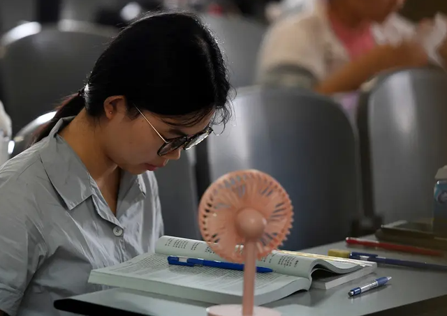 博士一般要读几年，博士一般读几年（博士学制有“大变化”）