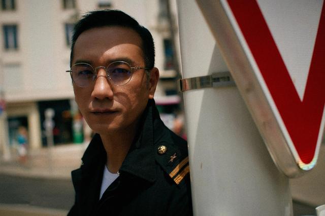 王朔简介,王朔简介照片("文艺女神"徐静蕾)