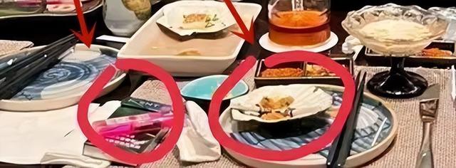 吸烟女生头像微信，吸烟女生头像（浪姐聚会被拍到室内抽烟）