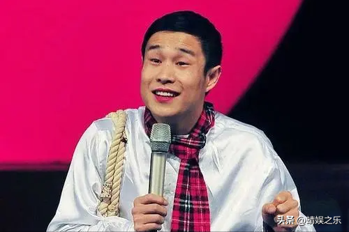 闫学晶赵本山同台，逼走搭档范伟、骂哭闫学晶