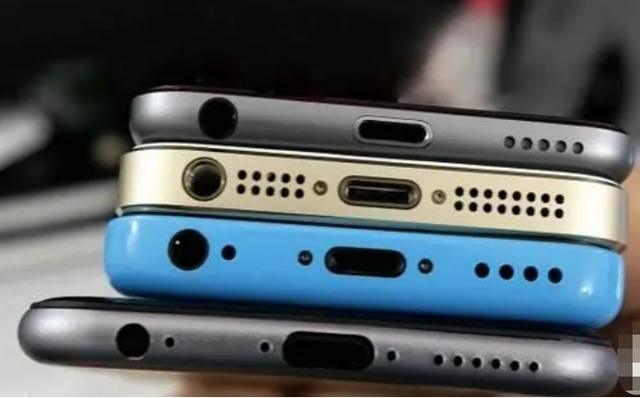 手机耳机可以在电脑上用吗，电脑怎么用手机耳机（为啥手机可以淘汰耳机孔）