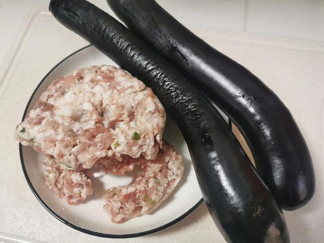 怎样做好吃又好看的茄子块炖肉，肉炖茄子怎么做好吃窍门（肉沫茄子这样做）