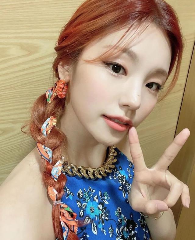 公主卷发型,公主卷发型图片 长发(现在最火的12款女团发型)