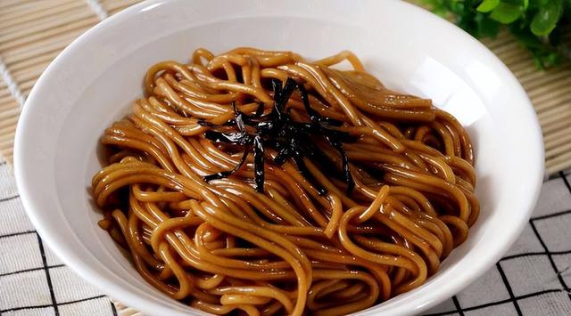 早餐吃什么比较健康，早餐吃什么最有营养又减肥（“一日三餐，早餐最为重要”）