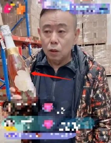 潘长江出什么事儿了最新消息（此前被质疑卖假酒，惨遭网暴）