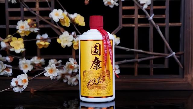 泡大蒜的制作方法，怎样泡制大蒜（有人说白酒泡大蒜）