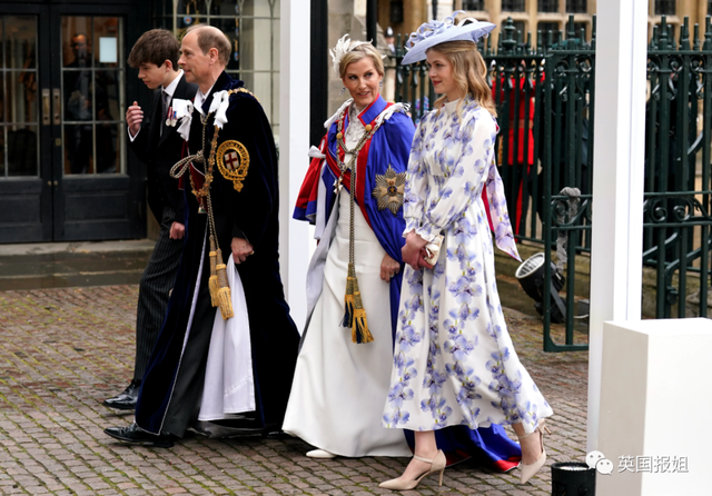 英国现任国王是谁，英国新任国王查尔斯简介（“70年太子”终于加冕成英国国王）