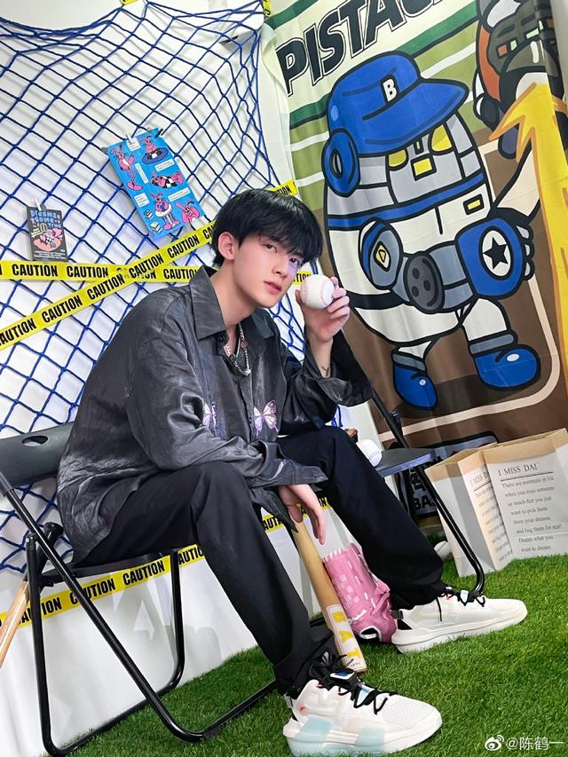 陈鹤一（陈鹤一简介，陈鹤一：从网红转型为演员（陈鹤一百度百科）