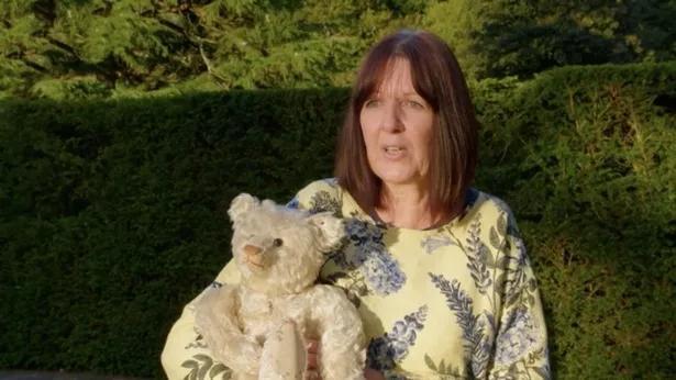 泰迪熊犬价格，小泰迪熊犬的价格（1948年她用63元购买了一只玩具熊）