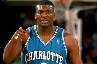 巅峰的肖恩坎普有多强，肖恩坎普职业生涯数据（美媒评90年代最伟大的10名大前锋）