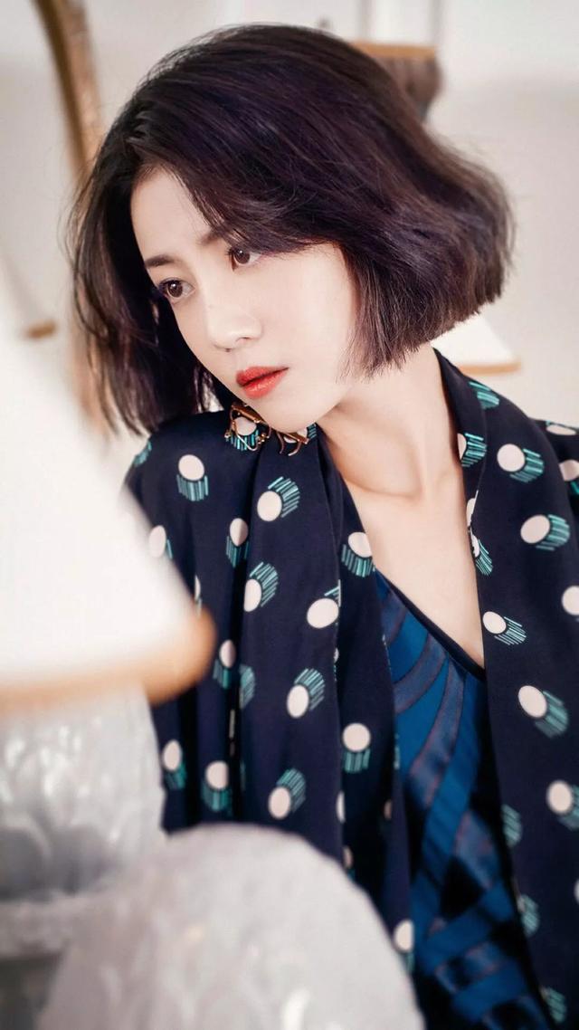 明星的励志语录经典短句,明星们的励志语录(精选美女明星手机壁纸合集