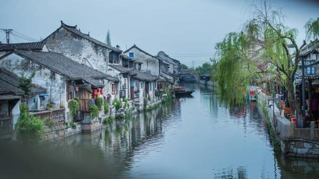 鲁迅先生被誉为什么，鲁迅被誉为什么（鲁迅十句话，最好背下来）