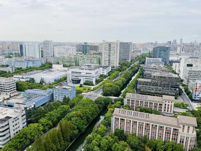 上海最贵的是什么，现在上海中环哪个板块卖的最贵