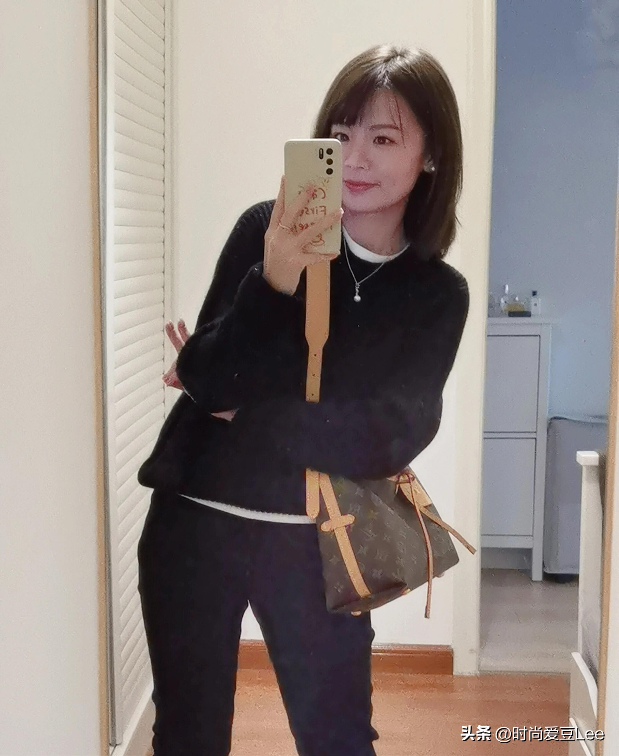 能推荐几款斜挎包吗？