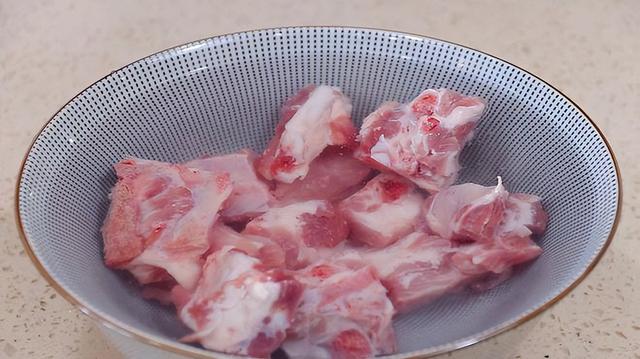 蒸排骨需要多长时间，排骨要蒸多久（排骨这4种做法）