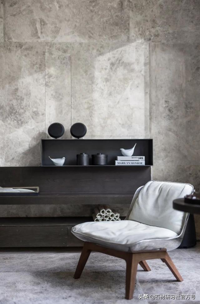 背景墙装饰材料，背景墙装饰材料有哪些（电视背景墙要高级）