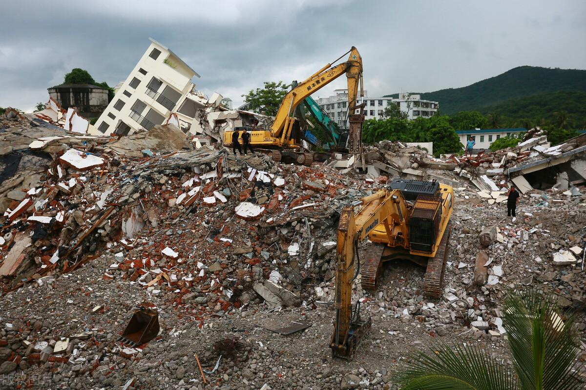 法律追诉期（违法建筑超过两年没处罚就成合法建筑了吗）