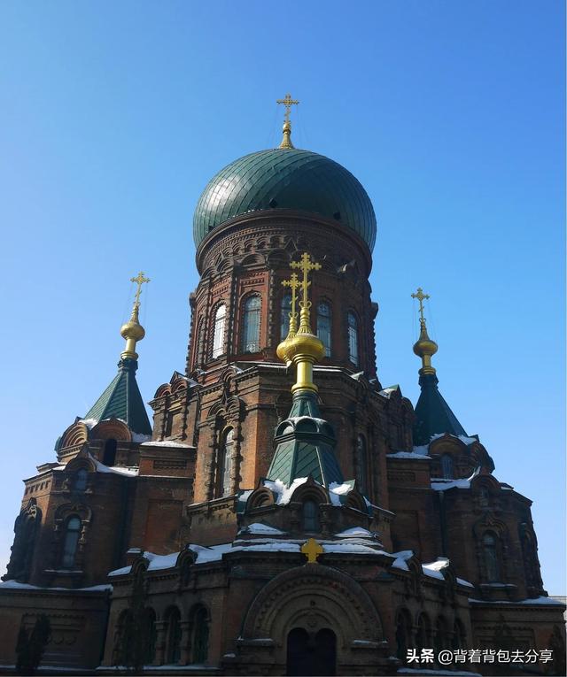 东北旅游必去十大景点，十大东北最值得去的旅游景点是什么（黑龙江必玩的十大景区）