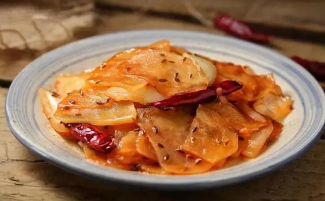 土豆菜最好吃的做法，土豆菜的各种做法（不管是孩子还是大人都喜欢）