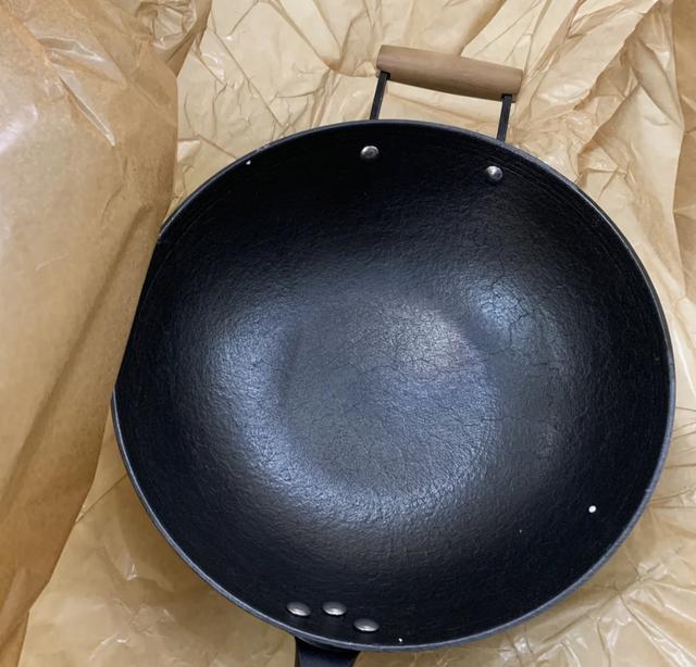 珐琅锅为什么不建议买，珐琅锅为什么不建议购买（我发现厨房里有3种“锅子”不实用）