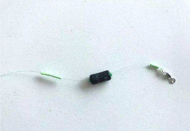 手把手教你绑鱼钩：悬坠钓法标准操作视频教程，新手也能轻松上手