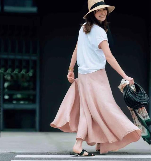 男士t恤穿搭，男生t恤太长怎么穿（对不起，那是你不会穿）