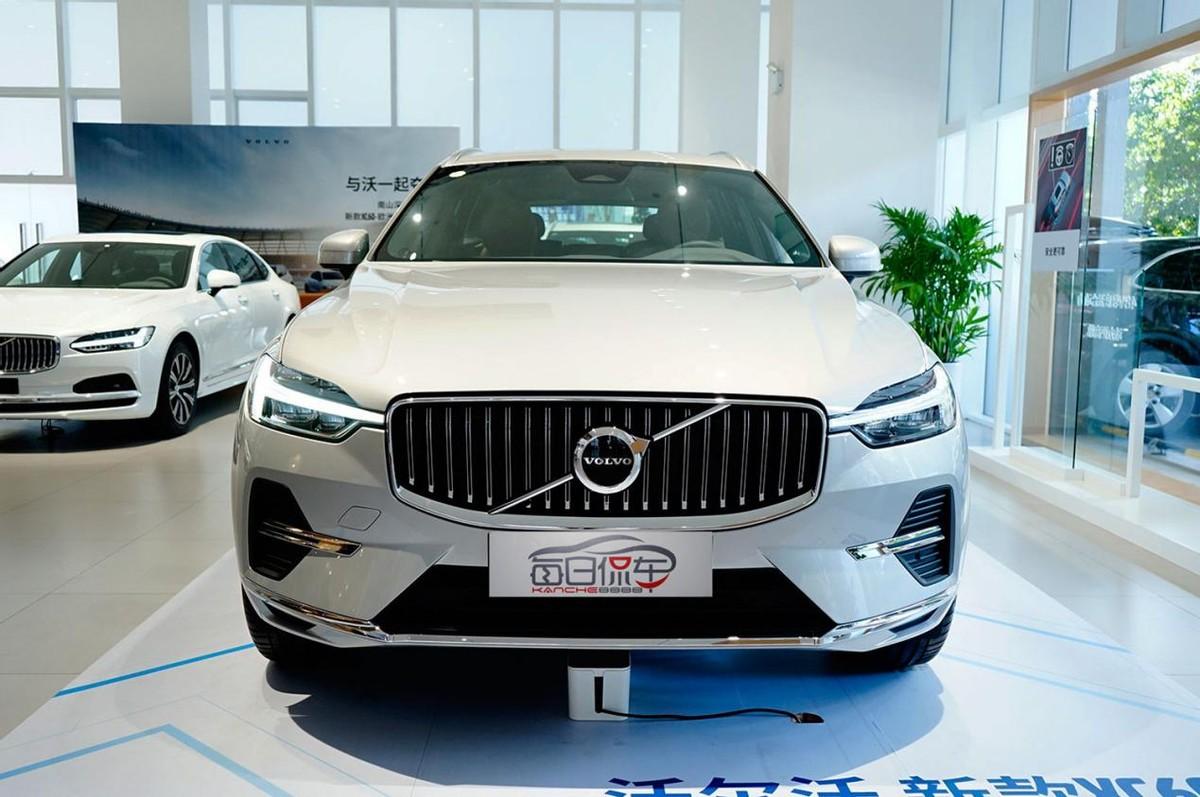 沃尔沃xc60报价及图片（40W内轻松落地！搭载2.0T+48V）