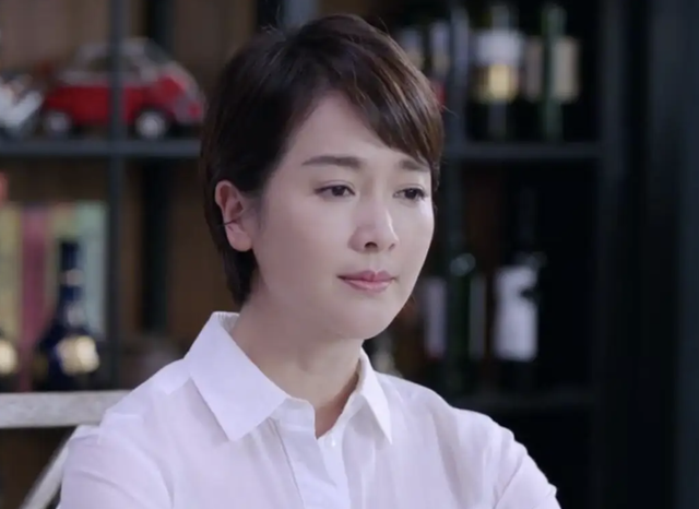 新上海滩方艳芸最后咋了，上海滩中的方艳芸（10位“大变脸”的内娱女神）