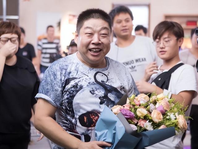 郭德纲怎么评价李鹤彪，根源也许要从“李鹤彪打人”说起