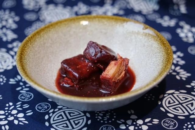 南乳和腐乳的区别，南乳和腐乳的区别在哪里（腐乳，人间美味还是致癌毒物）