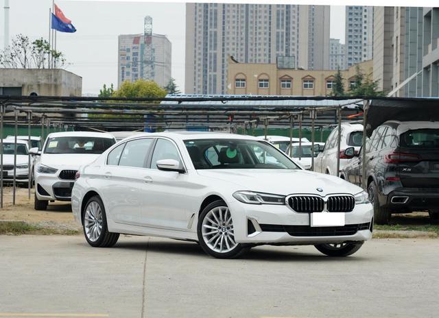 宝马525li报价的简单介绍，宝马525Li价格。（39万提了辆宝马525LI）