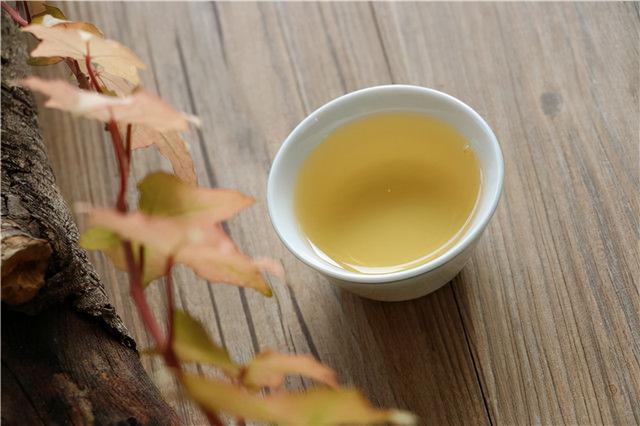 三茶六饭指的是哪三茶六饭，三茶六礼是什么（分享8个一说你就秒懂的茶成语）