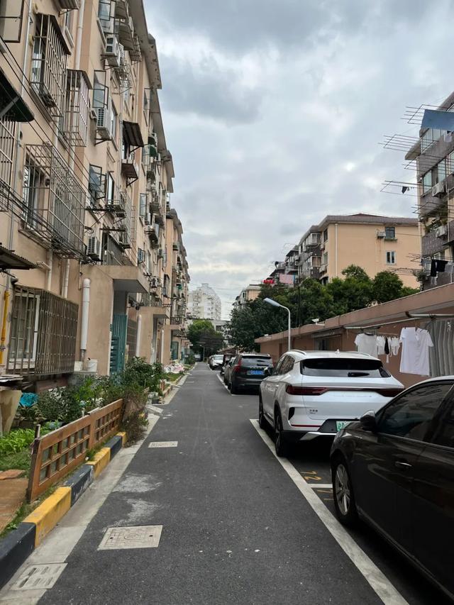 上海最贵的是什么，现在上海中环哪个板块卖的最贵