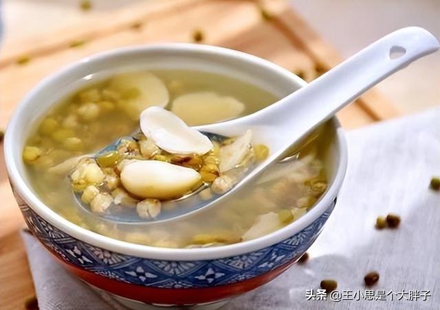 煮绿豆米饭要提前浸泡多久，做绿豆糯米饭要泡多久才可以（它们和绿豆最搭配）