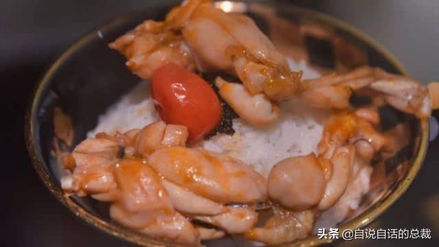 小龙虾属于海鲜类吗，小龙虾是海鲜吗（龙虾：从小龙虾到大花龙）
