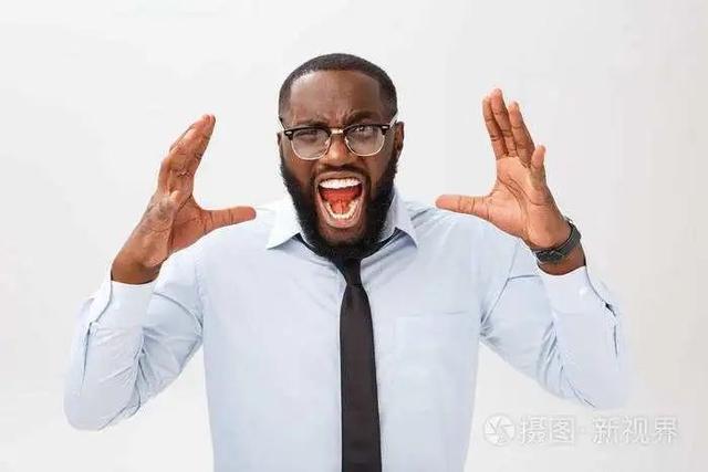 心理医生杂志社，一位心理医生的字数（“自杀式社交”就是自杀）