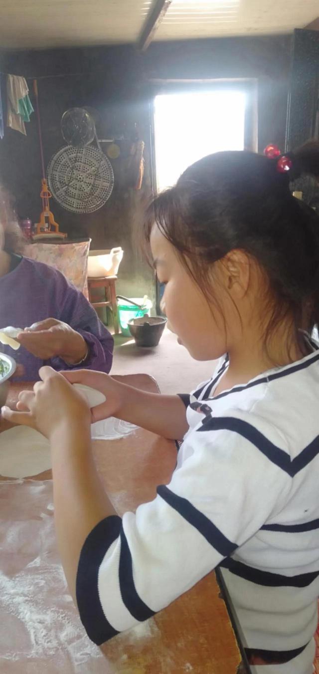 劳动教育对青少年成长的意义，劳动对青少年的意义有哪些（五育并举抓“双减”）