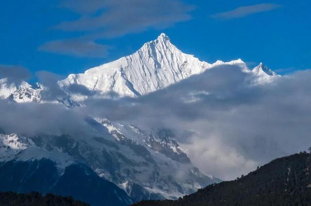 世界上最长的山脉是什么，世界最长的山脉（祖国大好河山欣赏之卡瓦格博峰）