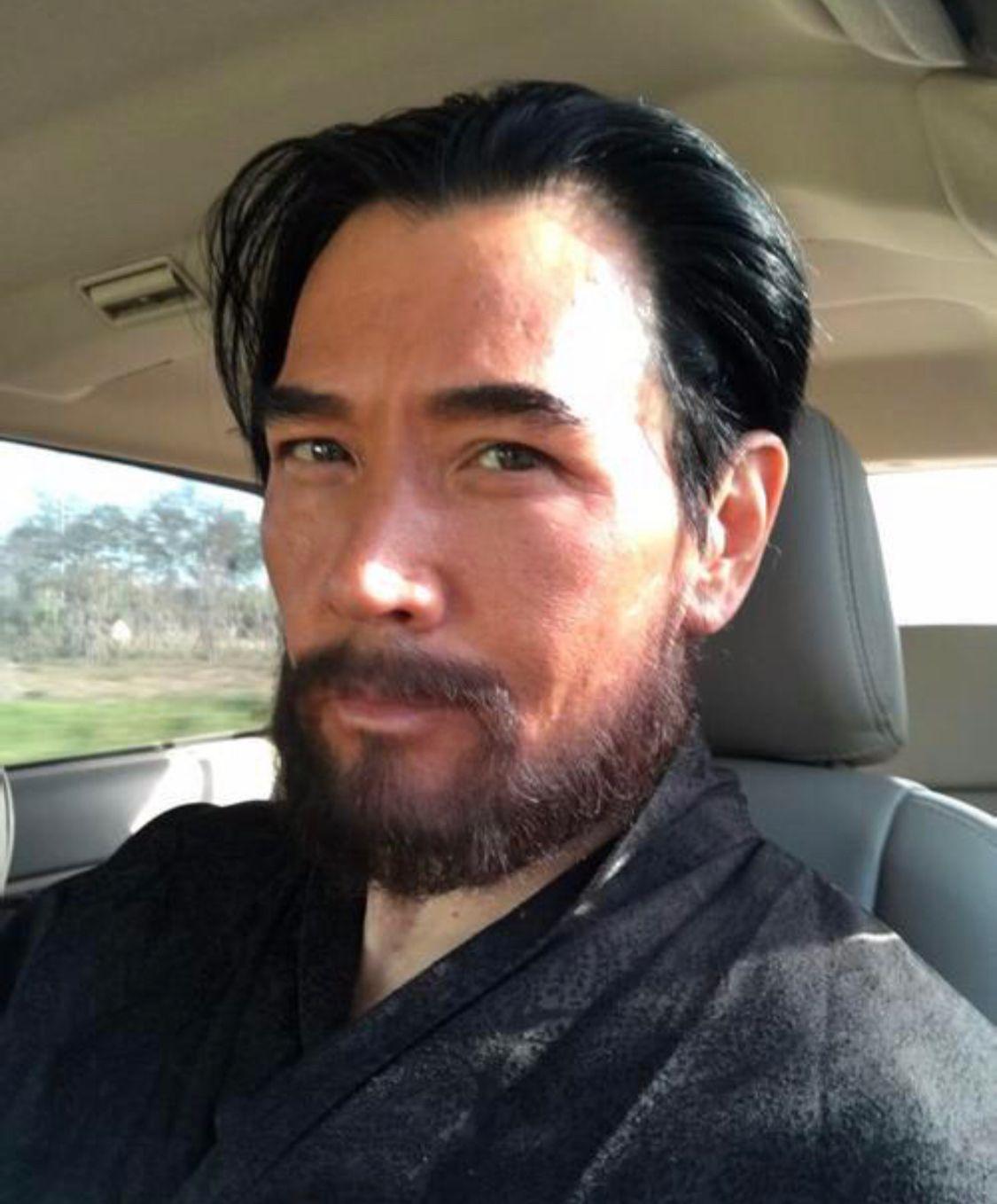 男人留胡子好看吗,费翔留胡子也好帅!