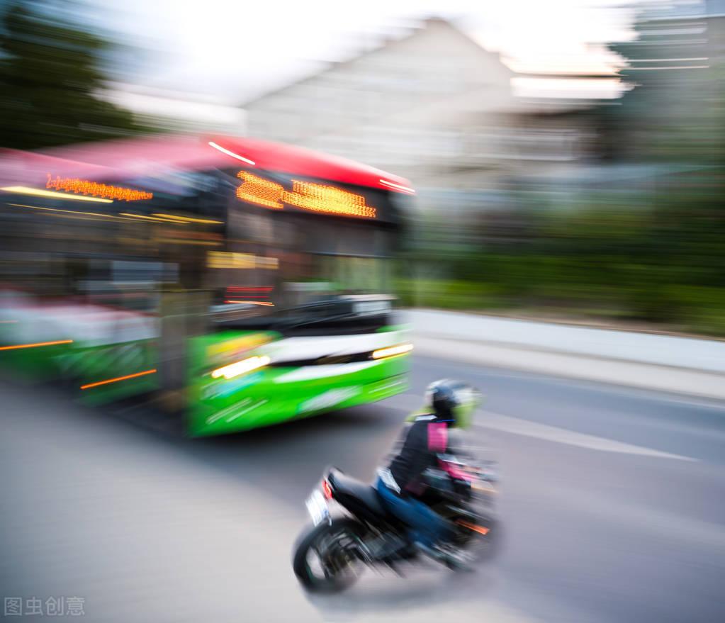 理賠員會主動聯系事故人嗎（車事故全責怎么理賠）