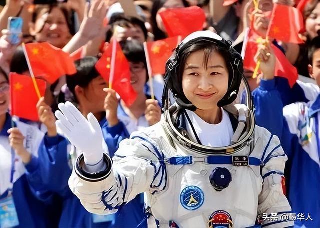 消失十年后归来，消失的十年（神十四发射成功）