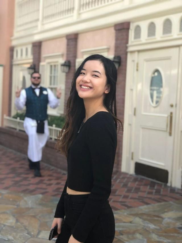 陈冲的孩子简介，却没给大女儿留扇窗