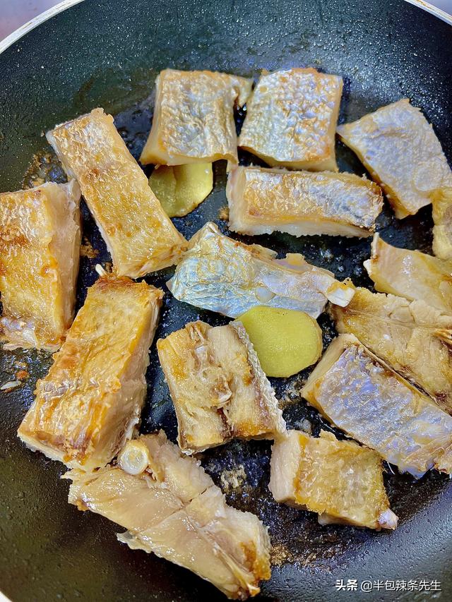 干海鱼怎么做好吃又简单的方法，海干鱼怎么做好吃（红烧海鱼干）