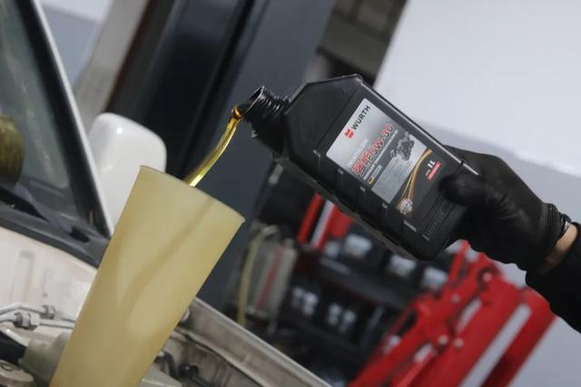 油压减震器，减震器原理图（搞来一辆“破烂不堪”的04年LC100）