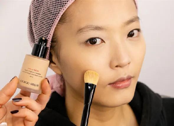 阿玛尼权利粉底液,阿玛尼权利粉底液色号(蓝标大师\u0026红标权力粉底液) 阿玛尼权利粉底液,阿玛尼权利粉底液色号(蓝标大师\u0026红标权力粉底液)