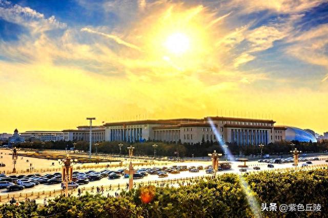 鲜为人知的人民大会堂“五道大门”（打卡北京之二）