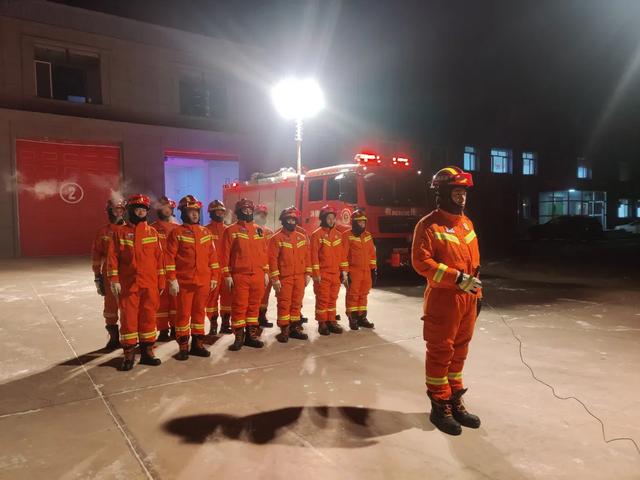 内蒙古锡林郭勒盟东乌珠穆沁旗发生3.1级地震 震源深度15千米，内蒙古锡林郭勒盟东乌珠穆沁旗发生3.1级地震（整装待发——东乌珠穆沁旗突发地震）