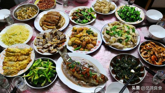 传统民间风俗有哪些，我国民间风俗有哪些（春节牢记三吃三不做）