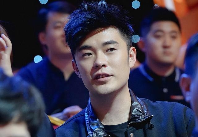 陈赫与张子萱怎么在一起的，再看陈赫和许婧的分离