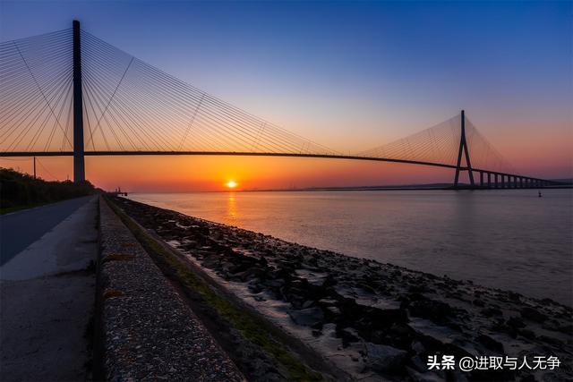 彩虹代表什么人群，彩虹群体是什么（你看，人间遍地是“彩虹”）